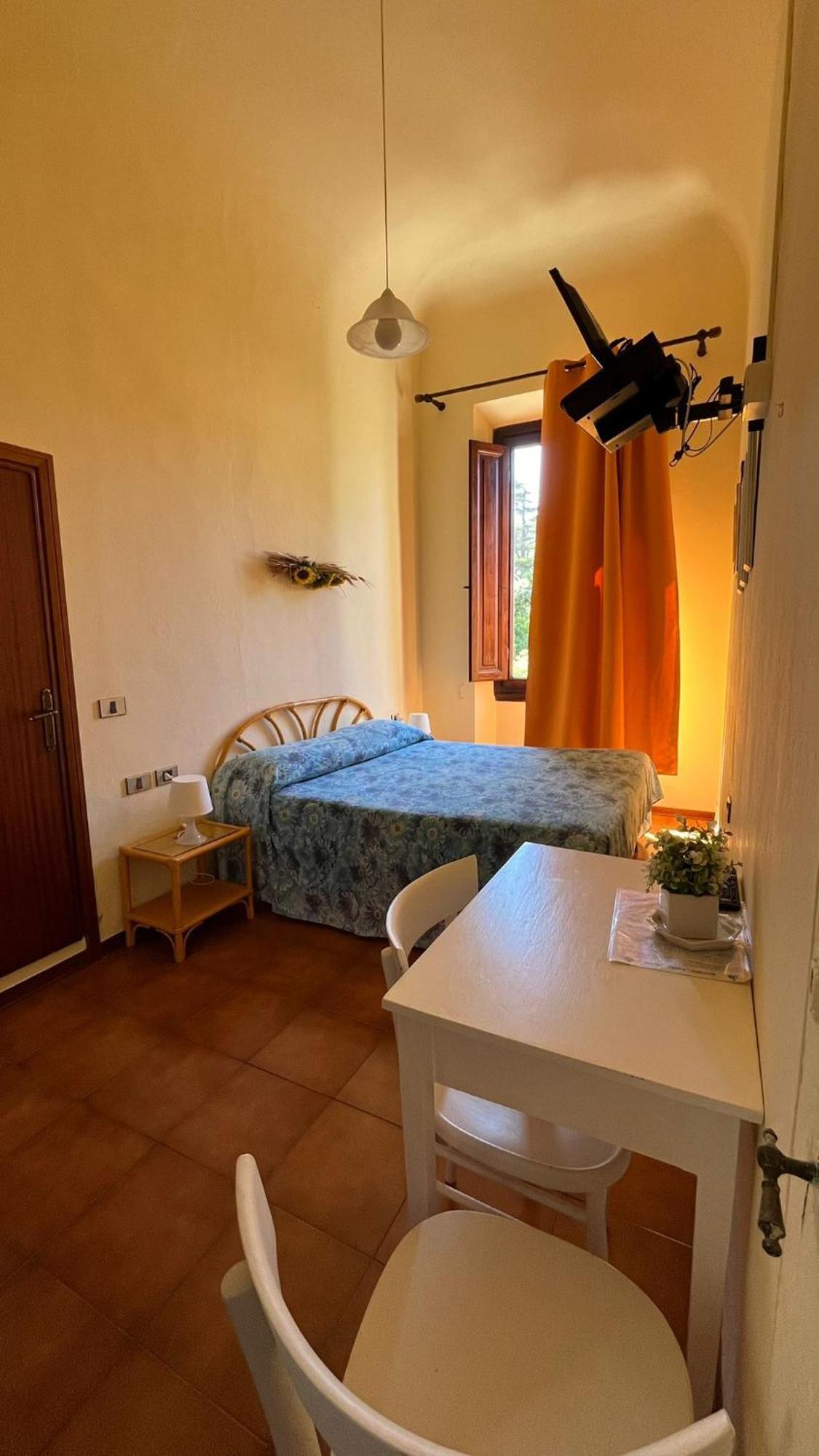 Albergo Pensione Bartoli 卡斯蒂利翁切洛 外观 照片